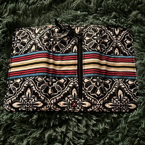 Vera Bradley Barcelona Trifold Wallet Black And White Floral With Color Stripes - Picture 4 of 4